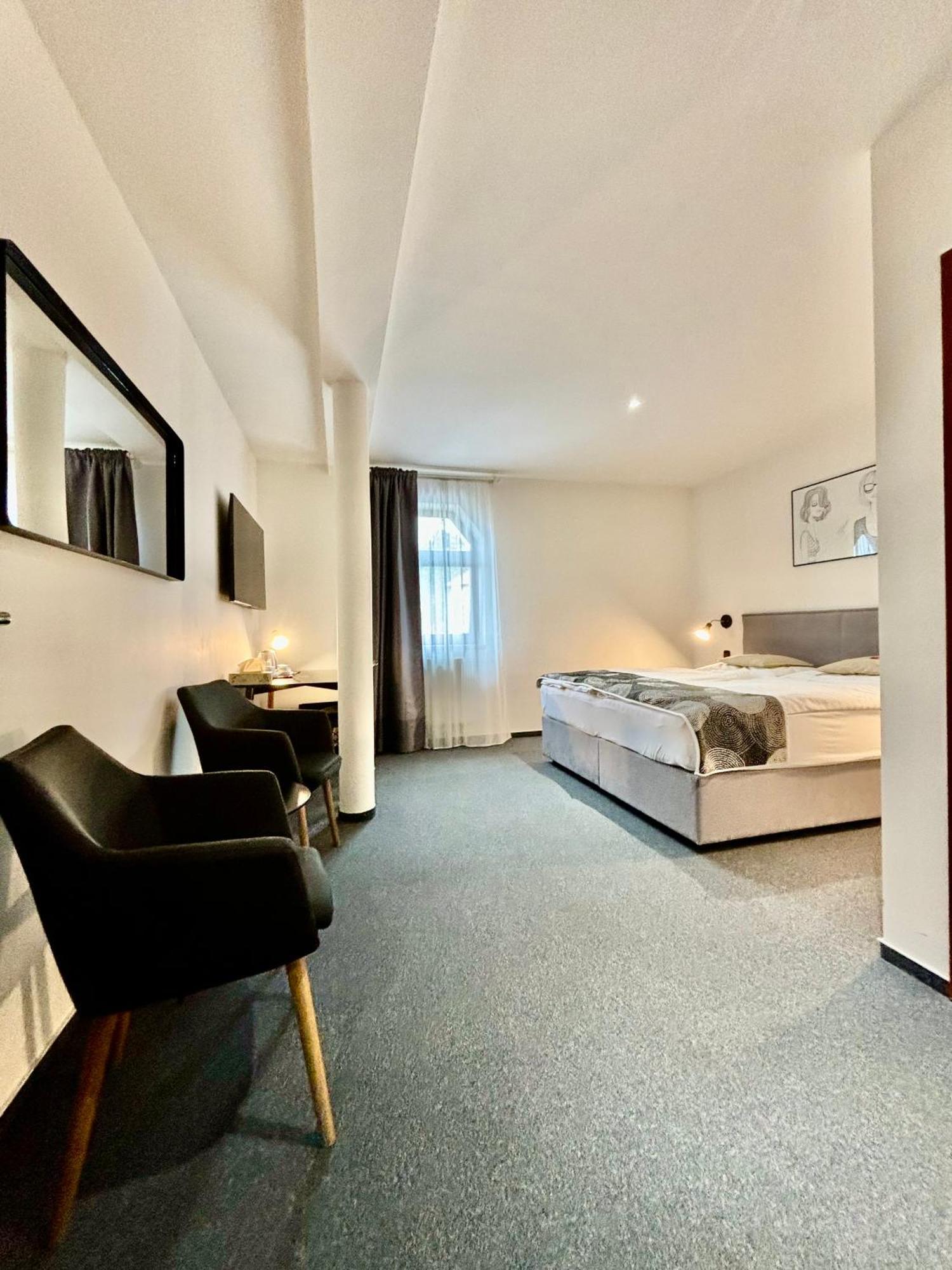 Rozmaryn Rooms & Apartments Rakovnik Bagian luar foto
